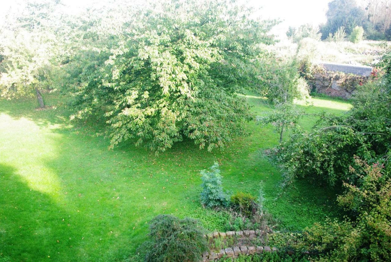 Bed and Breakfast Le Manoir De Crisolles Экстерьер фото
